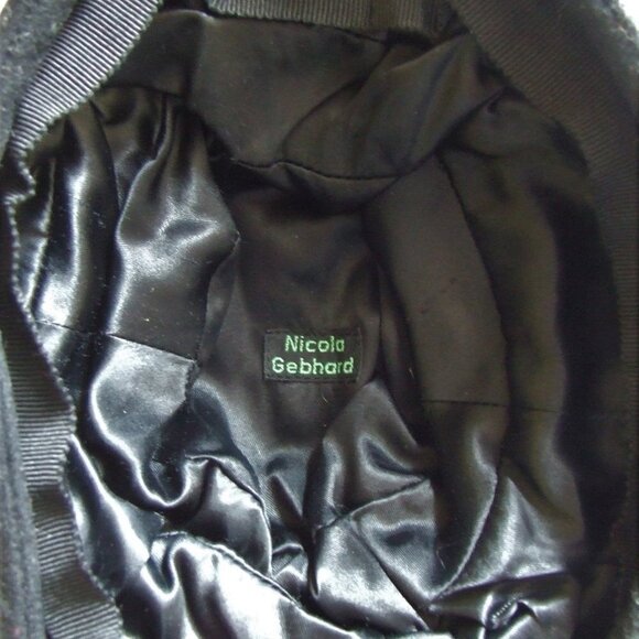 Nicola Gebhard hat black and white fleece material fall winter beehive layered - Picture 8 of 9